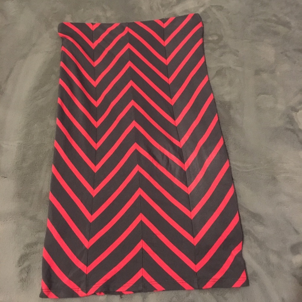 Adorable pink and grey pencil skirt